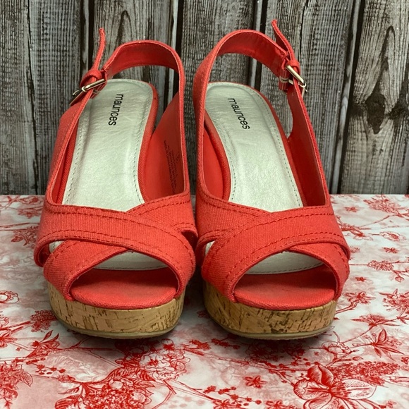 🌈Super Cute Coral Wedges 🐠💖 - Picture 2 of 8